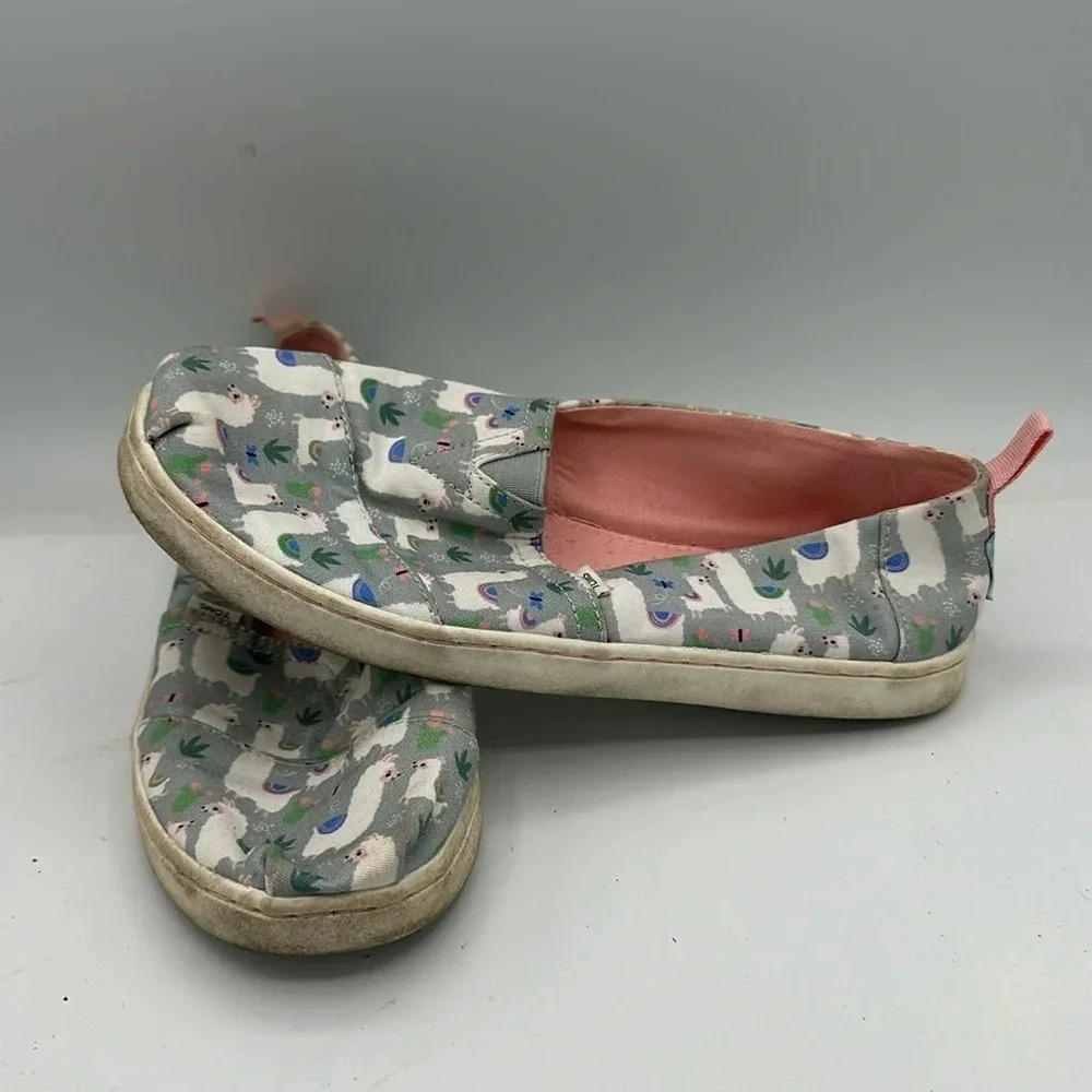 kids / youth llama print Toms size 5